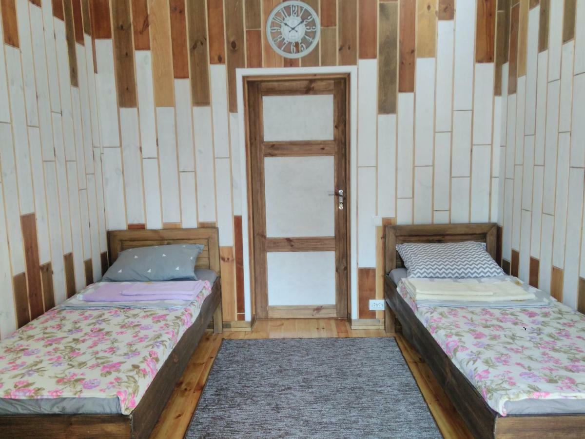 Отель "Swallow House" Czerkasy Zewnętrze zdjęcie